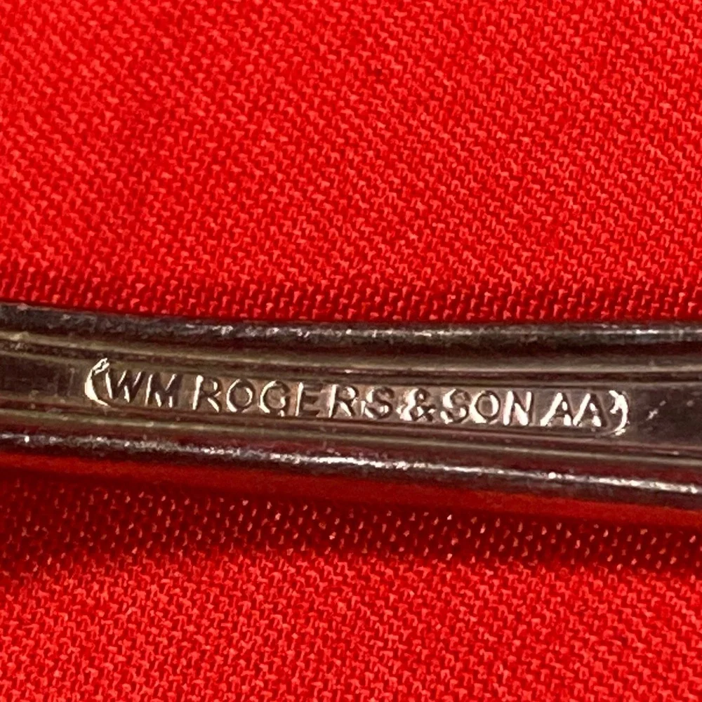 6 - Vintage Wm Rogers & Son Triumph Teaspoons 6